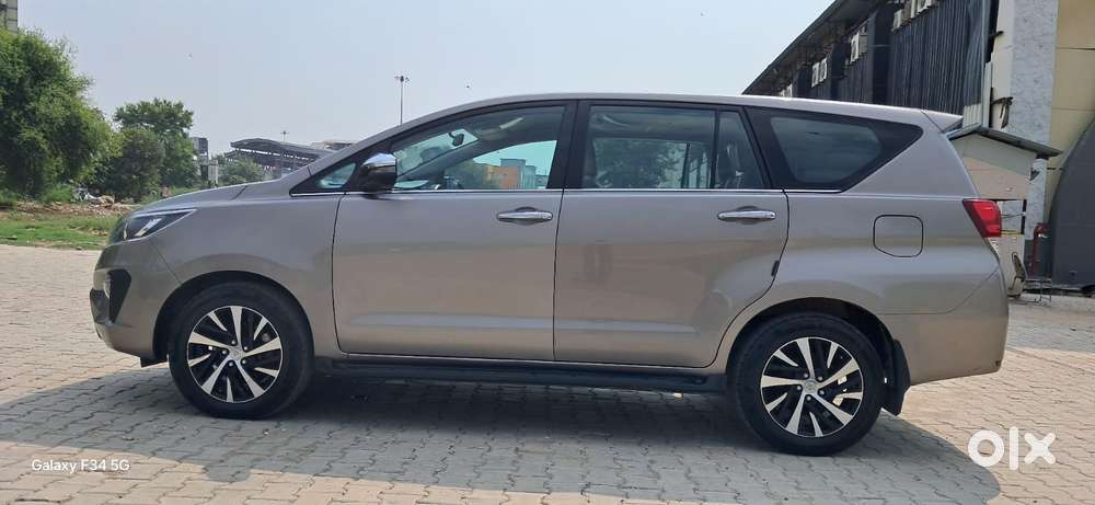 Toyota Innova Crysta [2020-ongoing] 2.4 Zx At 7 Str, 2022, Diesel