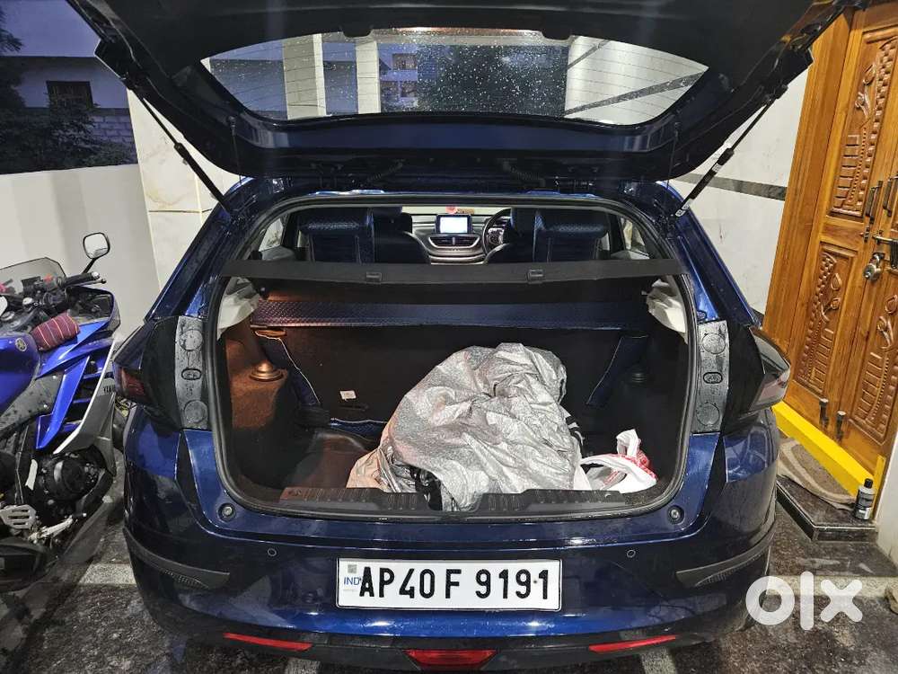 Tata Altroz Xz Plus Petrol 2023