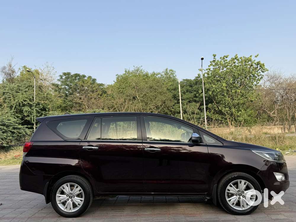 Toyota Innova Crysta 2.8z Automatic, 2020, Diesel