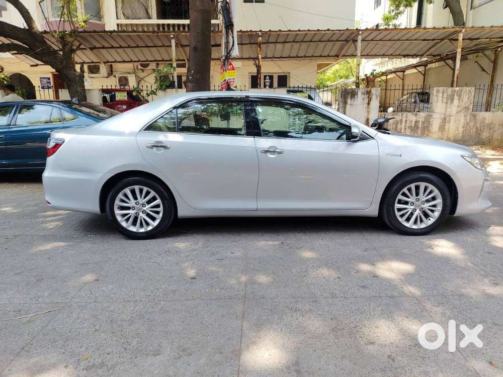 Toyota Camry 2.5 Hybrid, 2015, Petrol
