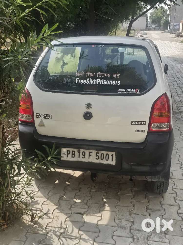 Maruti Suzuki Alto 800 Lxi 2011