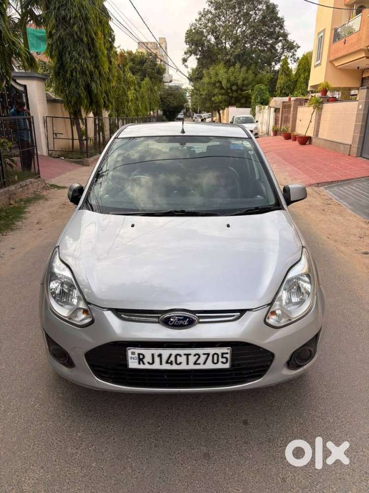 Ford Figo 1.2 Duratec Petrol Zxi, 2013, Petrol