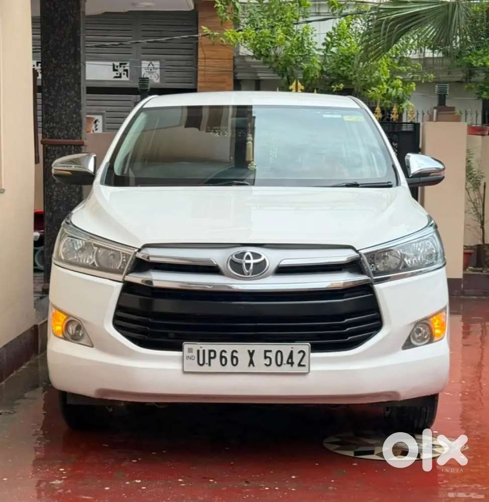 Toyota Innova Crysta Diesel 2.4 Gx 7 Seater