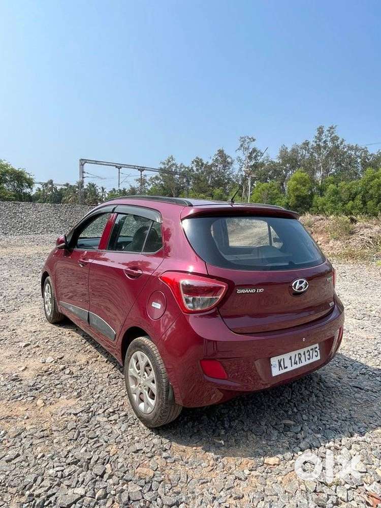 Hyundai Grand I10 2013-2016 Sportz, 2015, Petrol