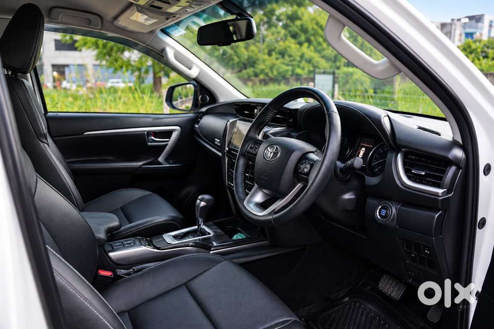 Toyota Fortuner 3.0 4x2 Automatic, 2025, Petrol