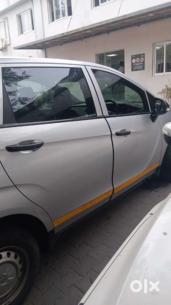 Mahindra Marazzo, 2023, Diesel