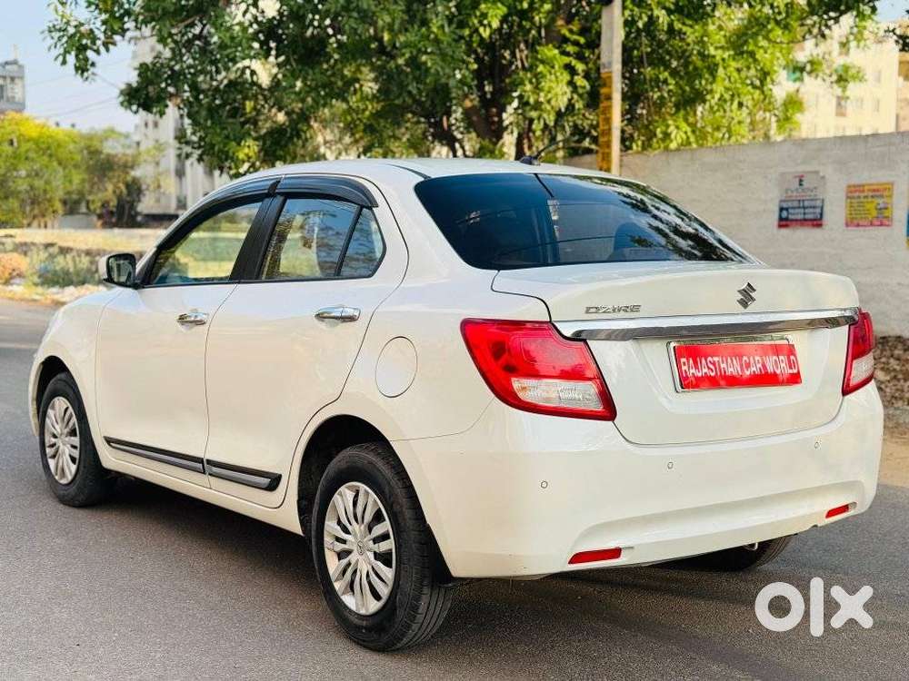 Maruti Suzuki Dzire, 2022, Petrol