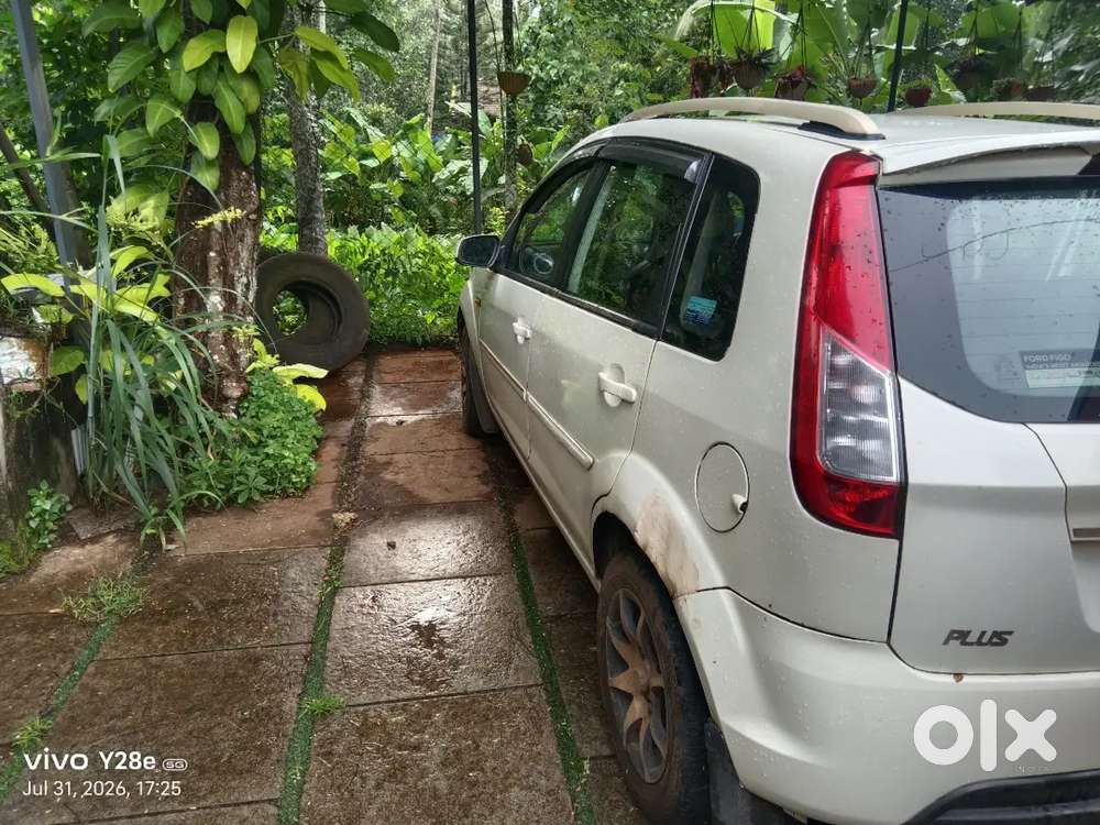 Ford Figo Diesel Titanium 2013