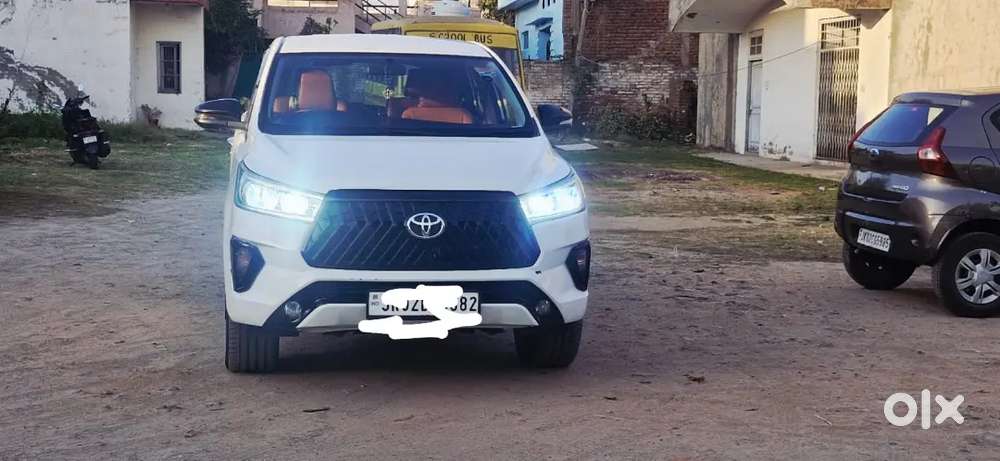 Toyota Innova Crysta 2018 Diesel 85000 Km Driven