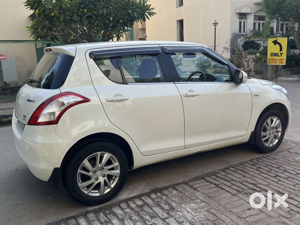 Maruti Suzuki Swift 2018 Zxi Plus, 2013, Petrol