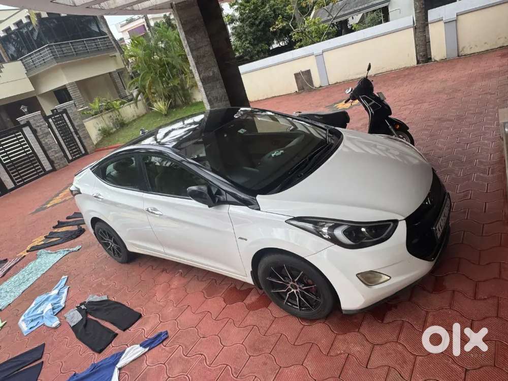 Hyundai Elantra 2014 Diesel 114 Km Driven