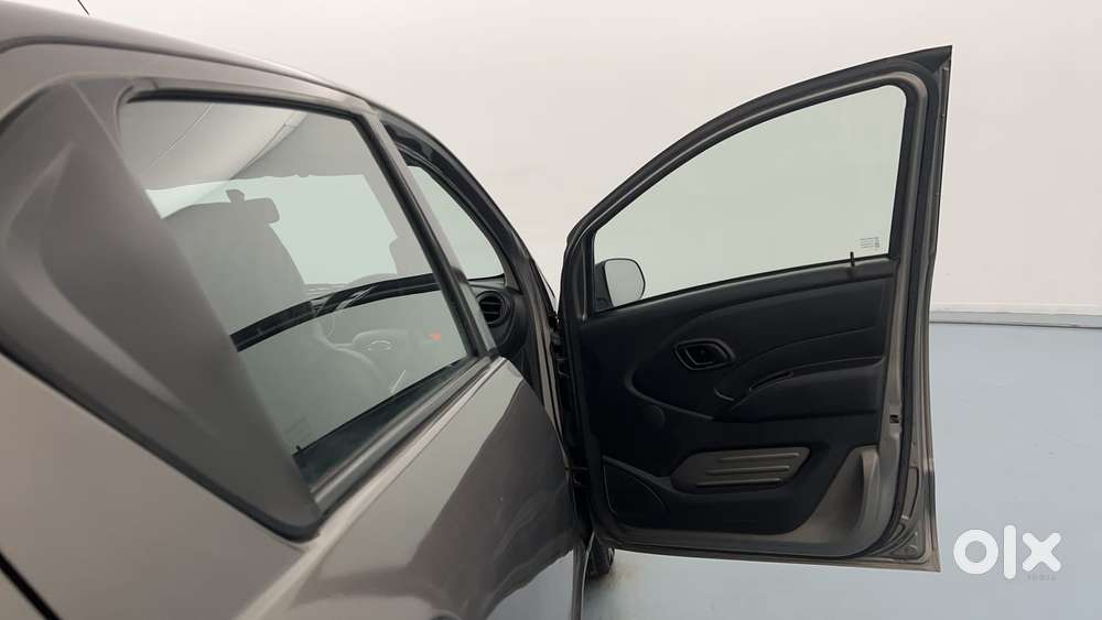 Datsun Redigo T Option, 2017, Petrol