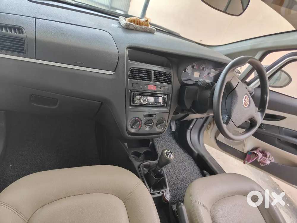 Fiat Linea Classic 2014 Petrol 75200 Km Driven