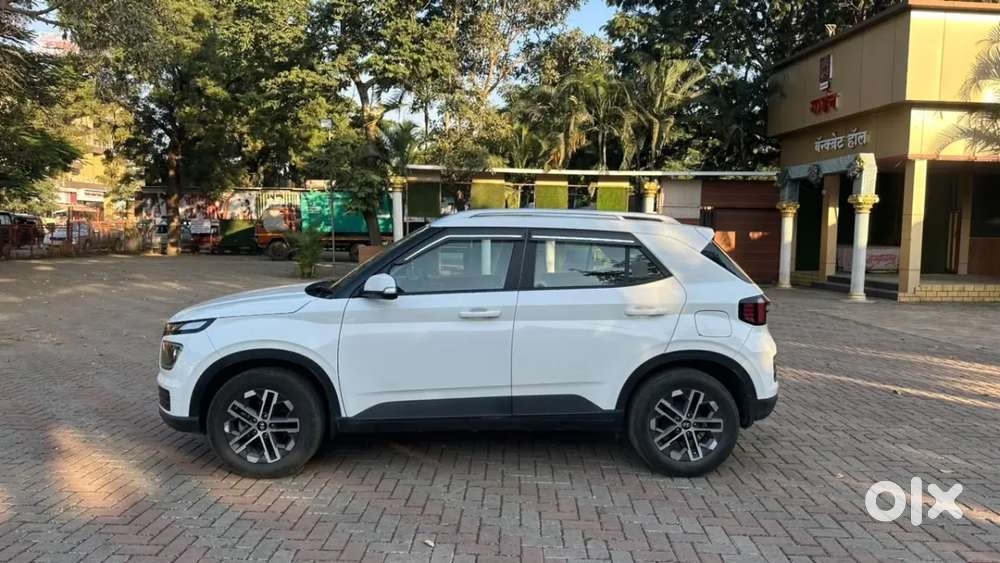 Hyundai Venue Sx (o) Mt 1.5 Diesel, 2023, Diesel