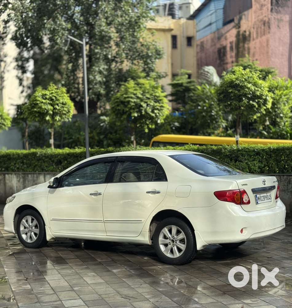 Toyota Corolla Altis 2010-2013 G, 2010, Petrol