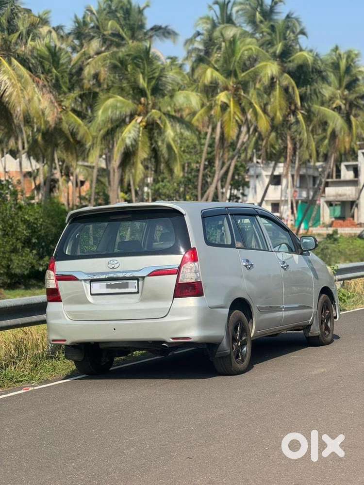 Toyota Innova 2010 Diesel 282023 Km Driven