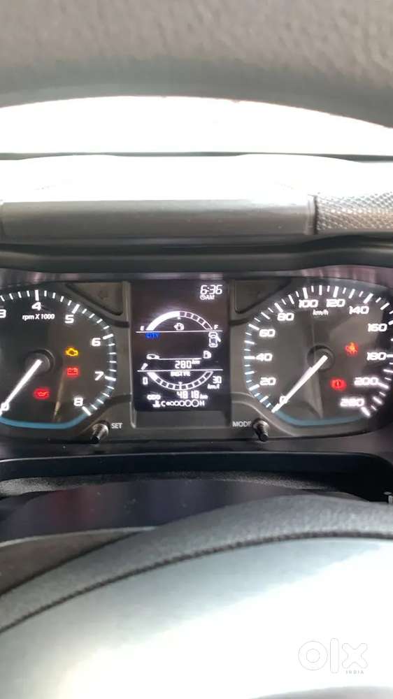 Tata Altroz 2025 Petrol 5000 Km Driven