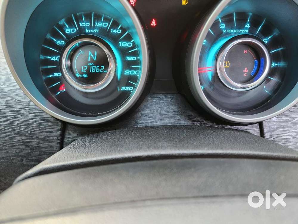 Mahindra Xuv500 2.2 W10, 2015, Diesel