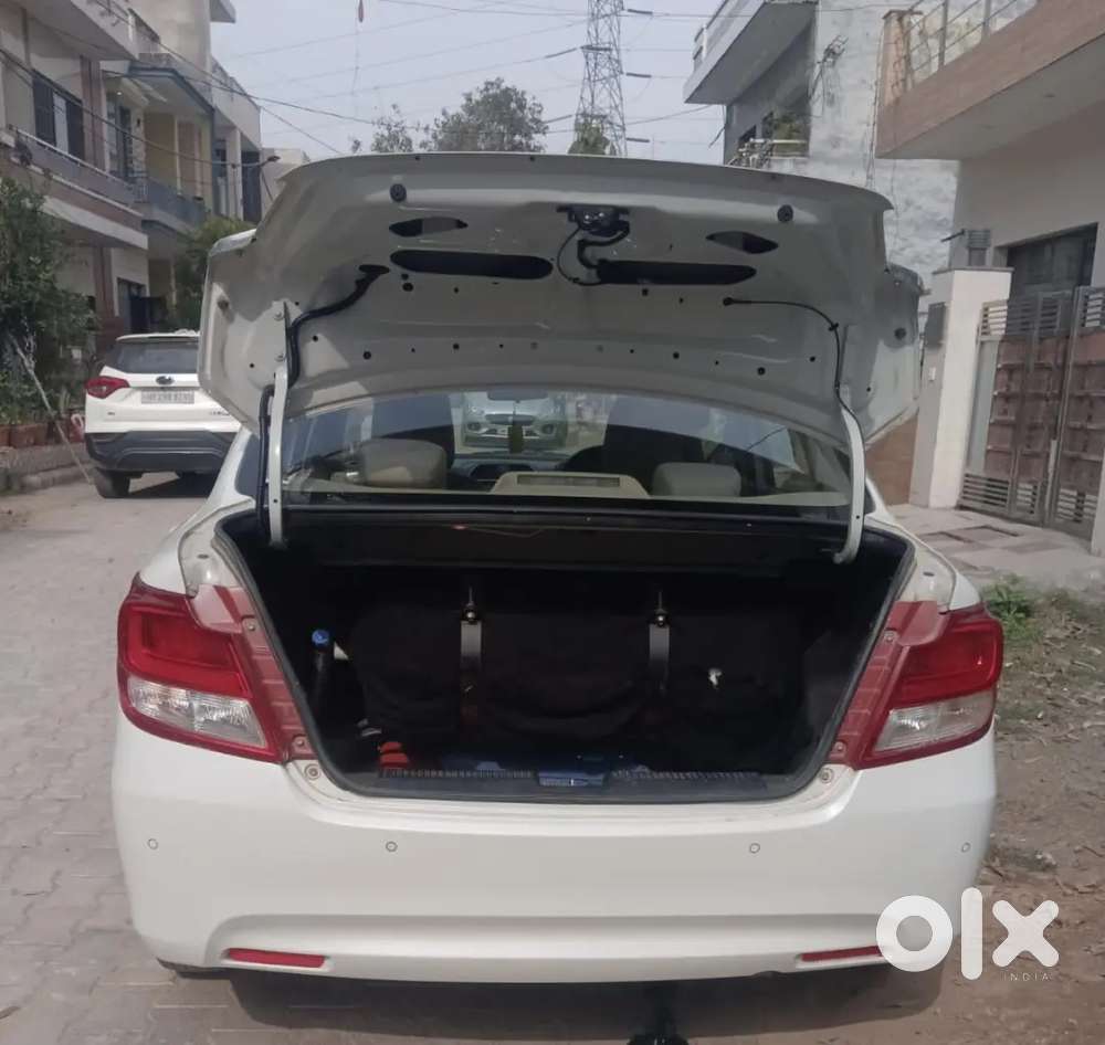 Maruti Suzuki Dzire 1.2 Vxi 2023