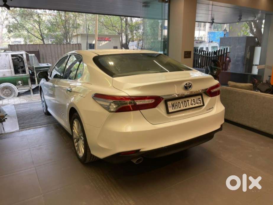 Toyota Camry Hybrid, 2021, Petrol