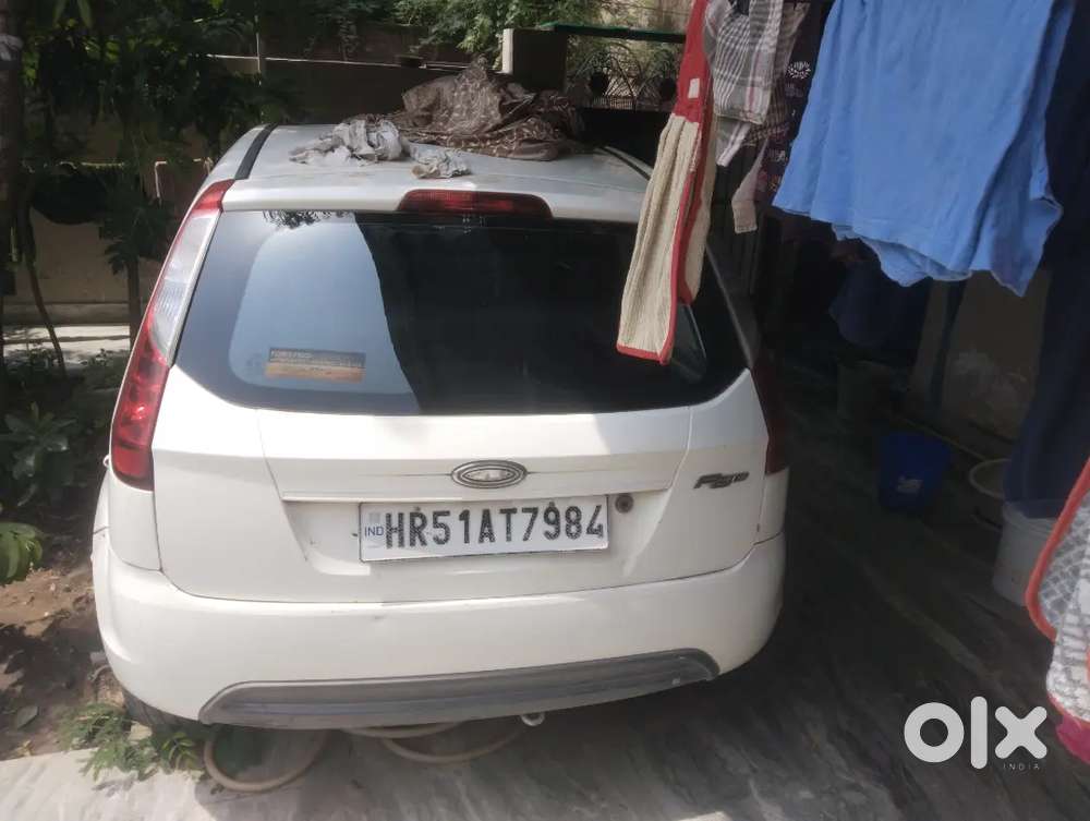 Ford Figo 2012 Lxi Petrol