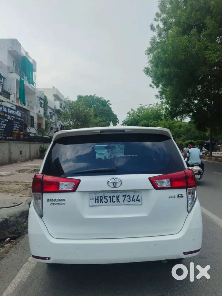 Toyota Innova Crysta [ ] 2.4 Gx At 7 Str, 2023, Diesel
