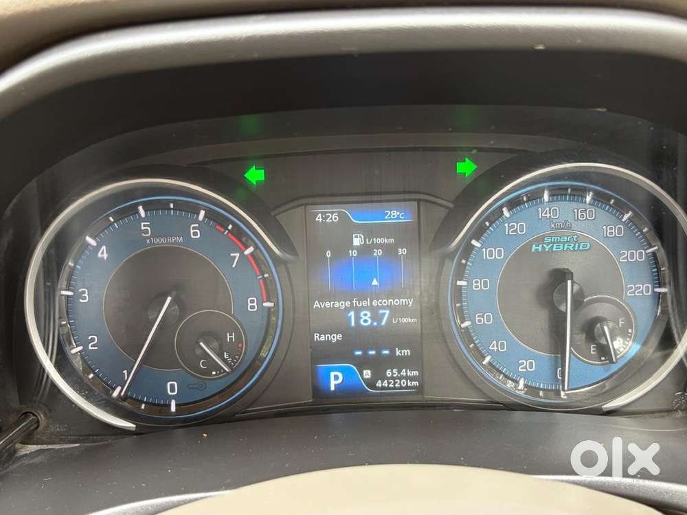 Maruti Suzuki Ertiga Zxi At Petrol, 2020, Petrol
