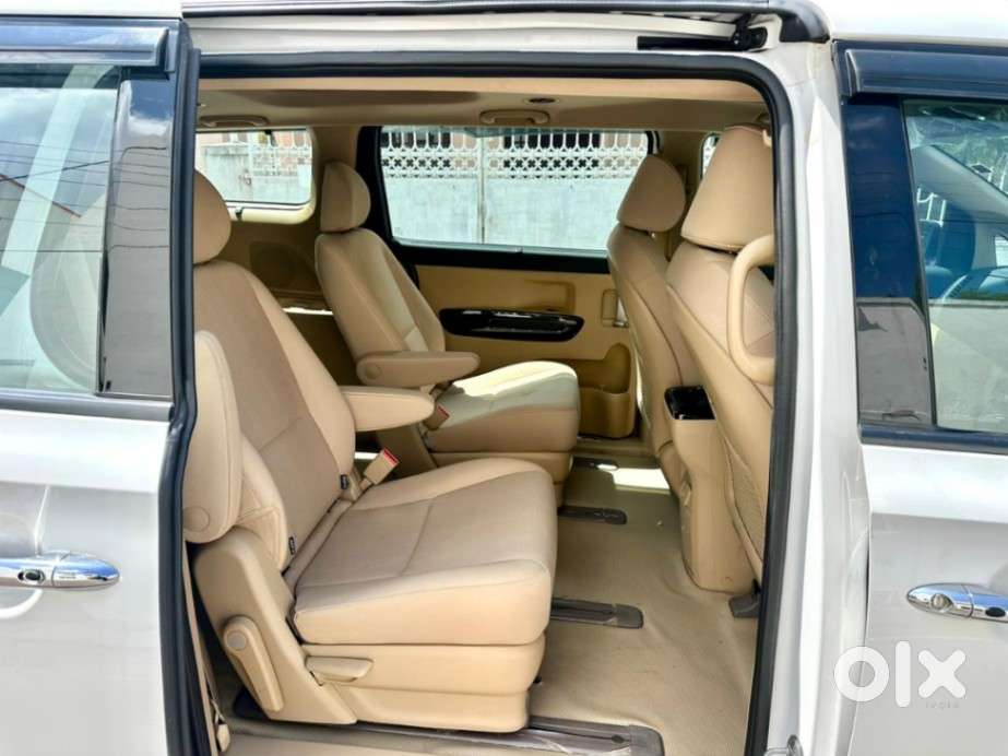 Kia Carnival Prestige, 2021, Diesel
