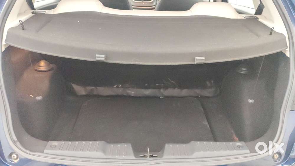 Tata Altroz 1.2 Xta Petrol Dct, 2022, Petrol