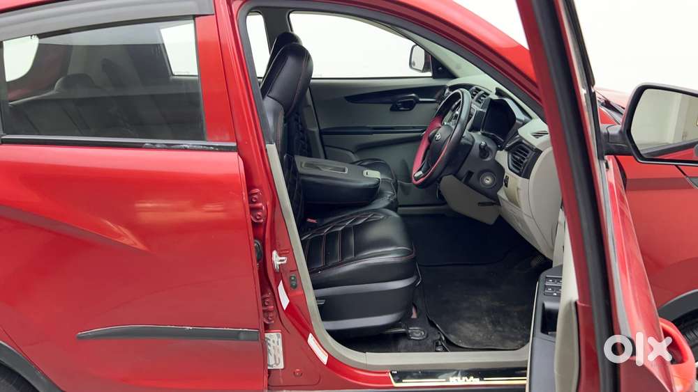 Mahindra Kuv 100 Mfalcon G80 K4 Plus, 2017, Petrol