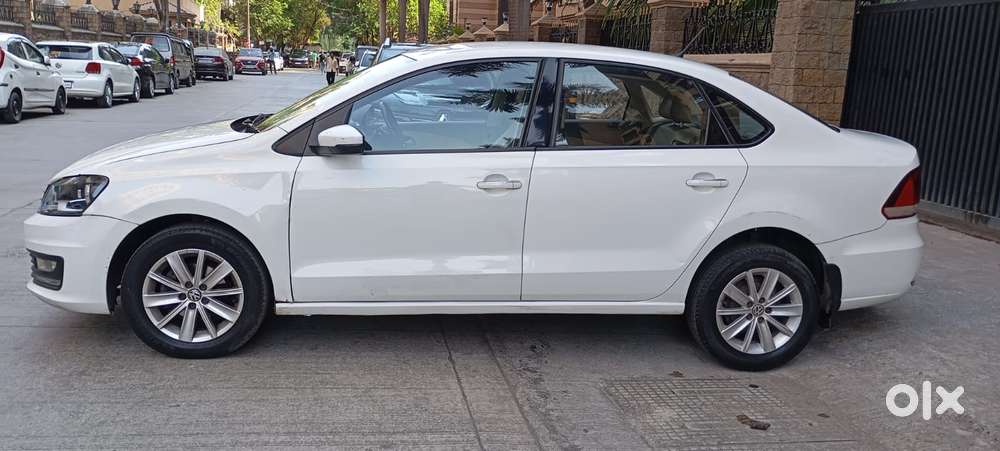 Volkswagen Vento 1.2 Highline Plus At 16 Alloy, 2016, Petrol