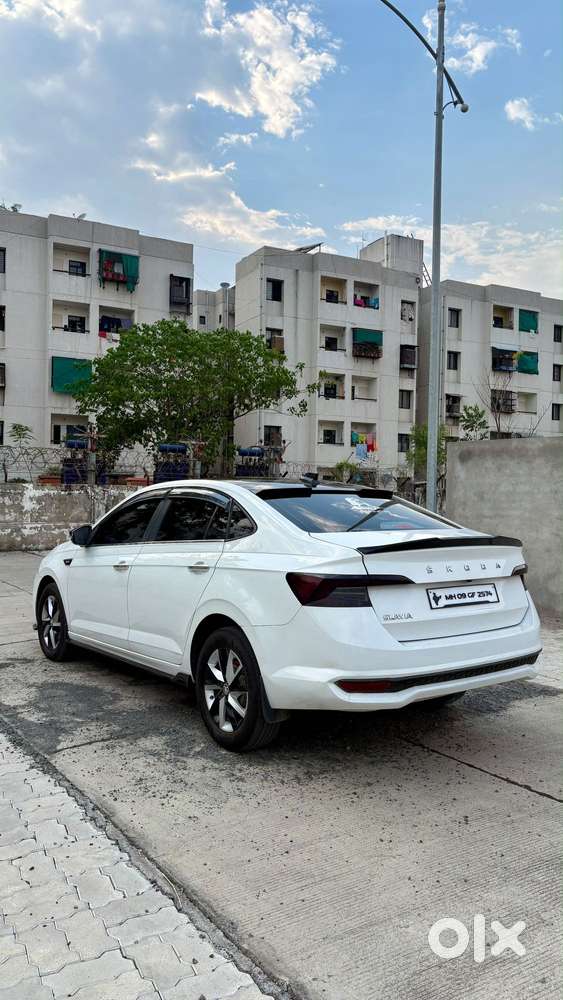Skoda Slavia 1.0 Ambition Tsi, 2023, Petrol