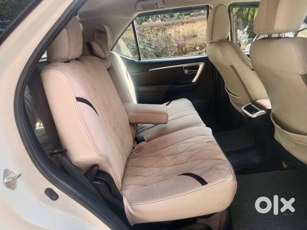 Toyota Fortuner 4x2 At 2.8 Diesel, 2021, Diesel