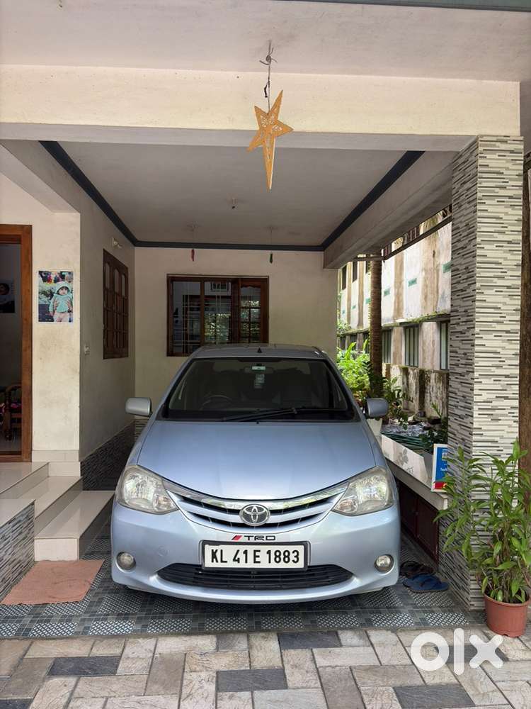 Toyota Etios 2011 Petrol Well Maintained