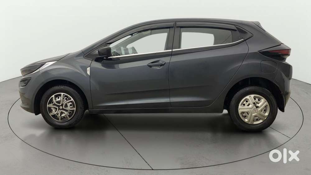 Tata Altroz 1.2 Xe, 2020, Petrol