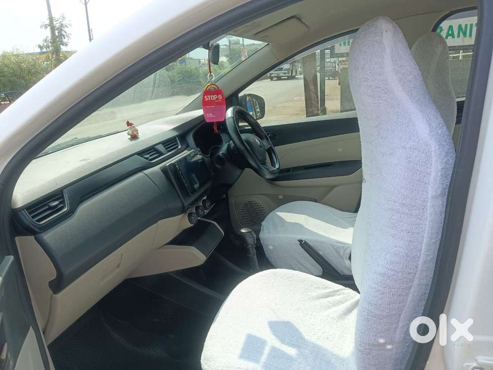 Renault Triber 1.0 Rxe, 2021, Petrol