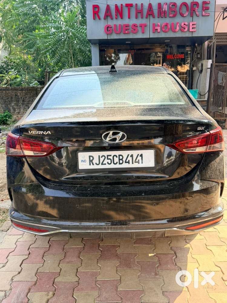 Hyundai Verna Diesel 2023 New Tyre Bridgestone Sturdo / New Condition
