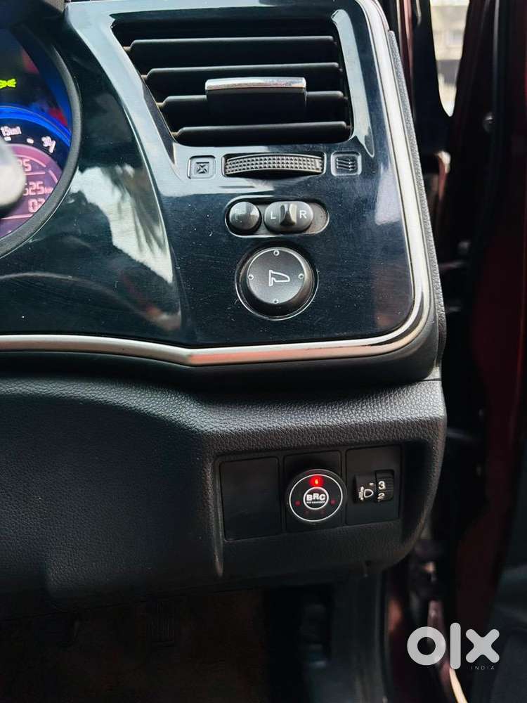 Honda City 2015 Cng & Hybrids 96000 Km Driven