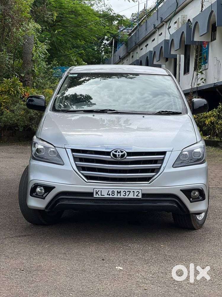 Toyota Innova 2.5 Ev Cs 7 Str Bsiv, 2010, Diesel