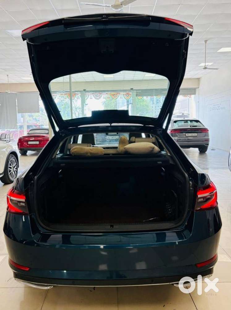Skoda Superb 2.0 L&k Tsi At, 2021, Petrol