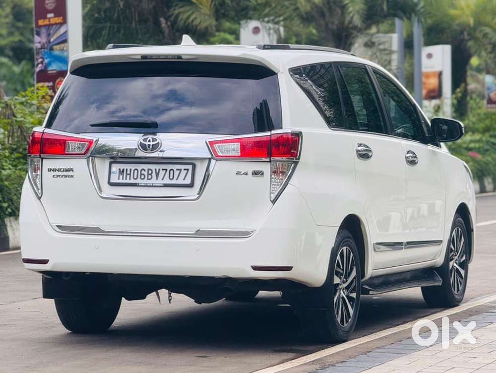 Toyota Innova Crysta 2018 Diesel 160000 Km Driven