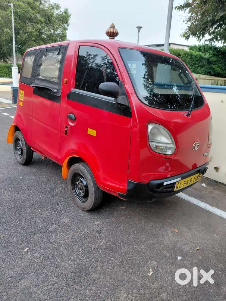 Tata Magic Vellimoonga 2015 October