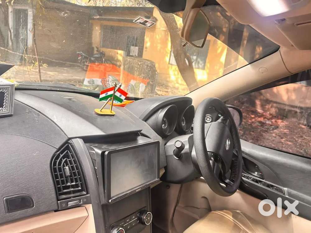 Mahindra Xuv500 2017 Diesel 65000 Km Driven