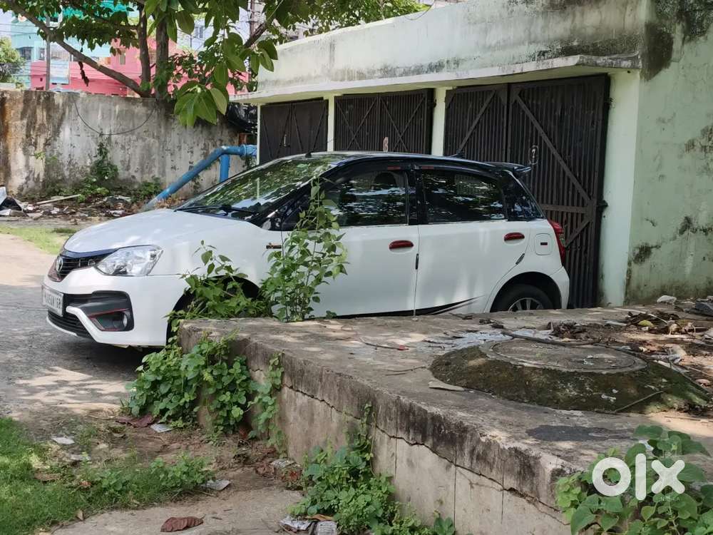 Toyota Etios Liva 2018 Hot Streaks Limited Edition