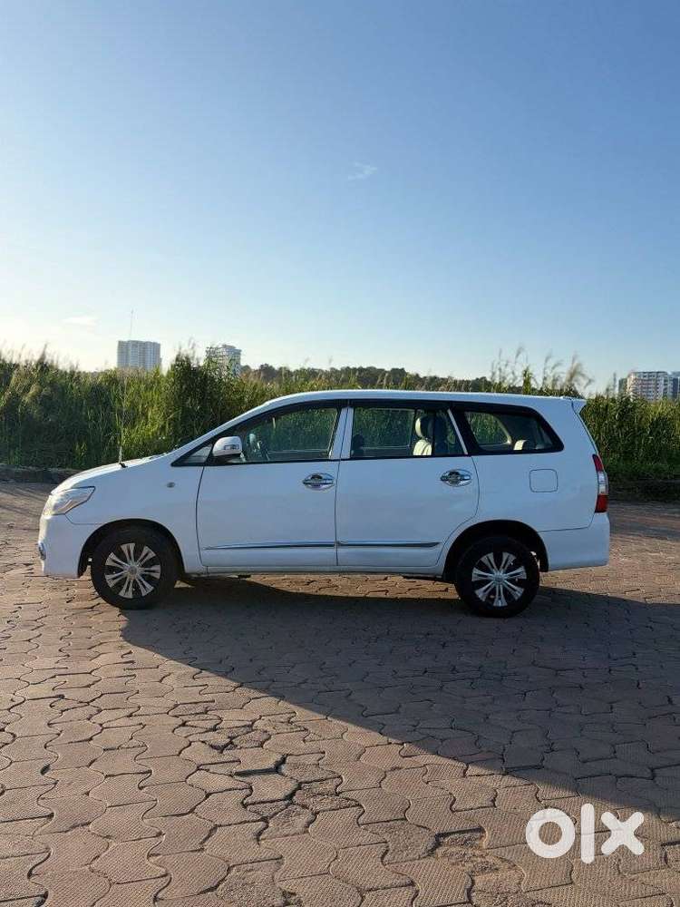 Toyota Innova 2.5 G4 Diesel 8-seater, 2008, Diesel