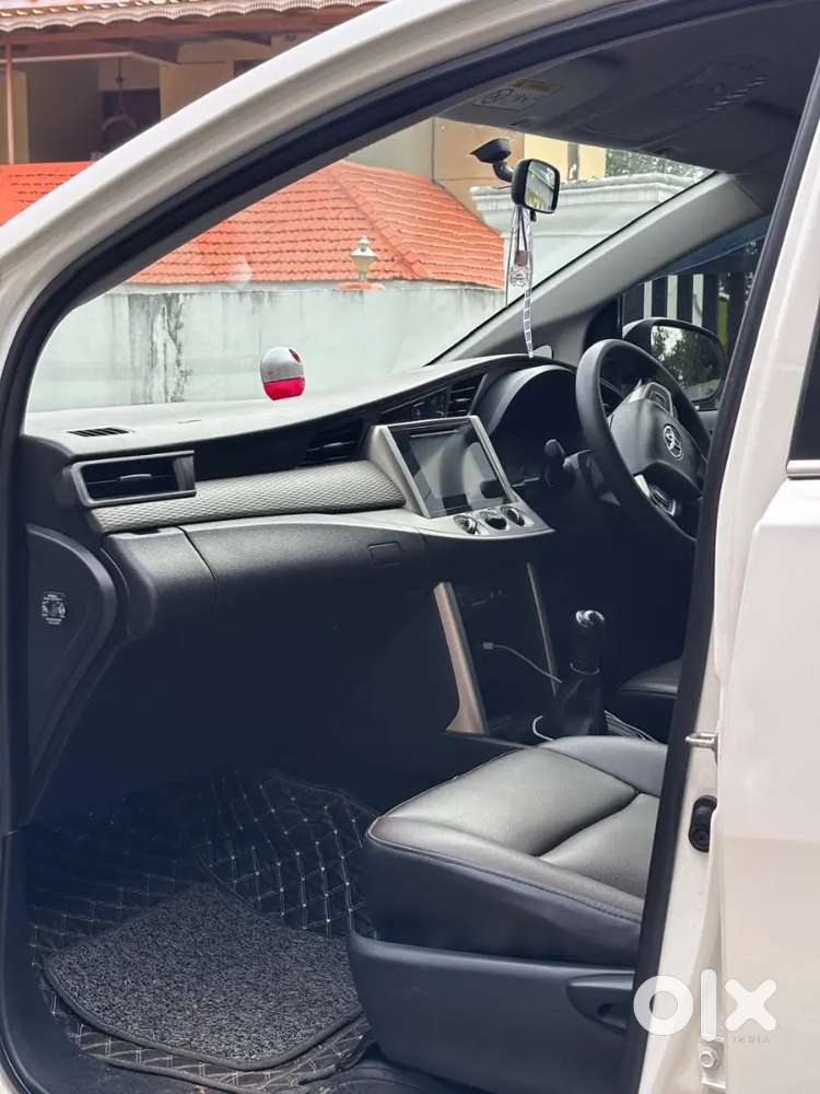 Toyota Innova Crysta-gx Mt-2019