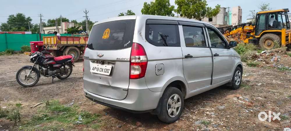 Chevrolet Enjoy Ls 8-seater 2014