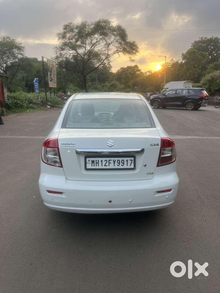 Maruti Suzuki Sx4 Zxi At Leather, 2010, Petrol