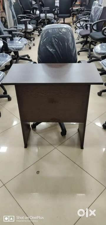 Laptop table with chair hot sale