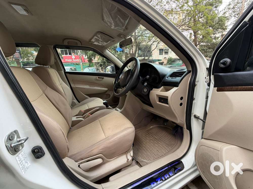 Maruti Suzuki Swift Dzire Lxi Option, 2015, Petrol
